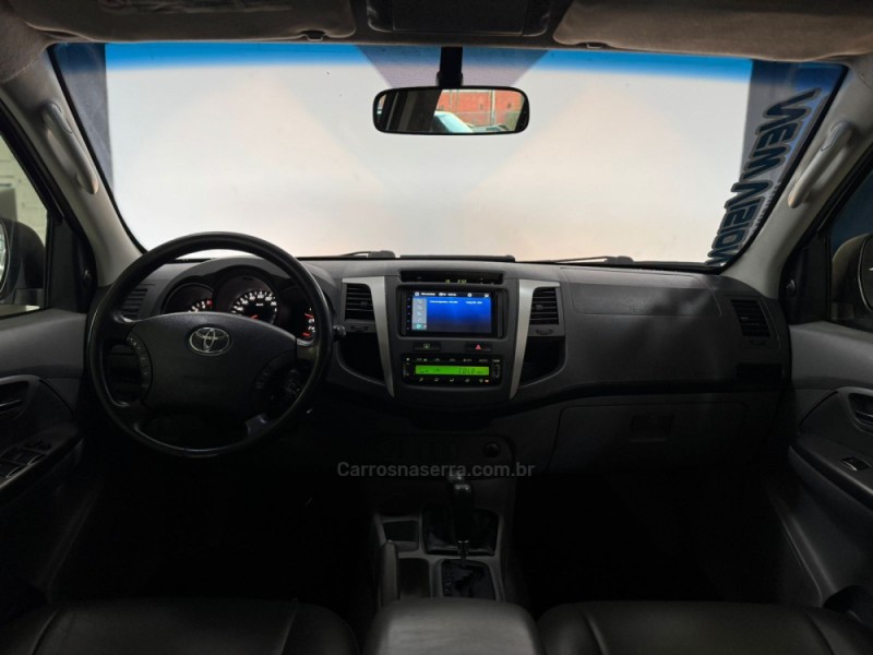 HILUX 3.0 SRV 4X4 CD 16V TURBO DIESEL 4P MANUAL - 2010 - ESTâNCIA VELHA