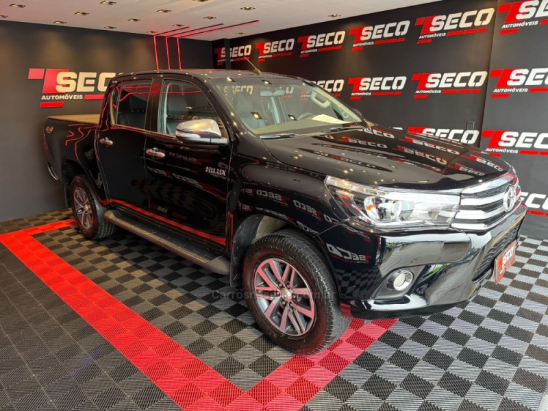 HILUX 2.8 SRX 4X4 CD 16V DIESEL 4P AUTOMÁTICO - 2017 - PASSO FUNDO