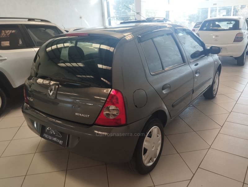 CLIO 1.0 CAMPUS 16V FLEX 4P MANUAL - 2011 - NOVO HAMBURGO