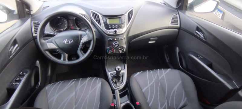 HB20 1.0 COMFORT PLUS 12V FLEX 4P MANUAL - 2015 - FARROUPILHA