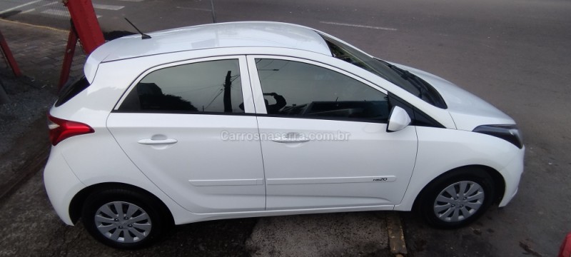 HB20 1.0 COMFORT PLUS 12V FLEX 4P MANUAL - 2015 - FARROUPILHA