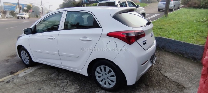 HB20 1.0 COMFORT PLUS 12V FLEX 4P MANUAL - 2015 - FARROUPILHA