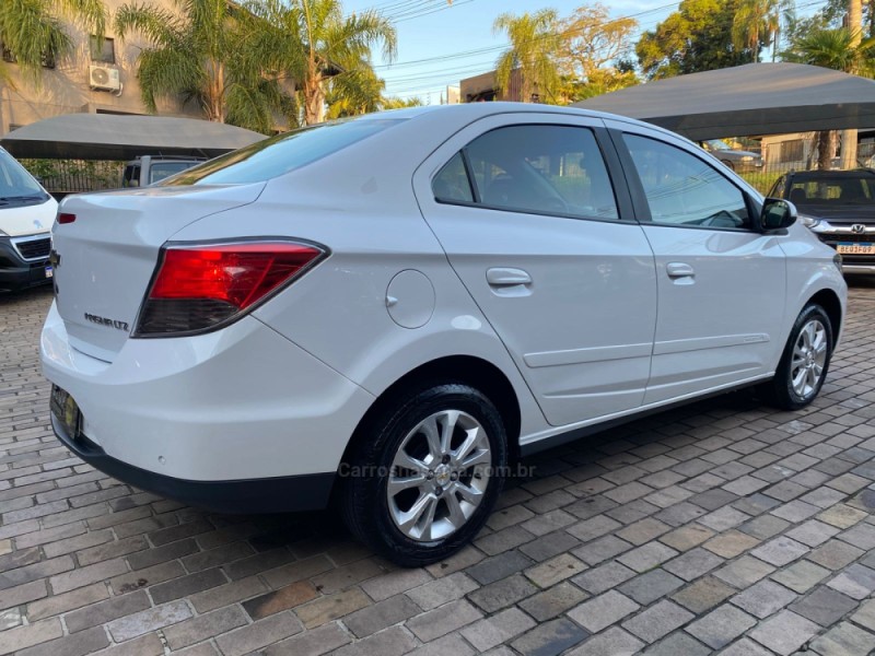 PRISMA 1.4 MPFI LTZ 8V FLEX 4P MANUAL - 2015 - DOIS IRMãOS