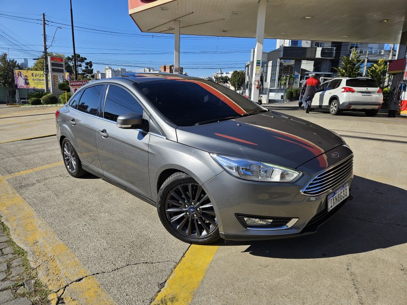 FOCUS 2.0 TITANIUM SEDAN 16V FLEX 4P AUTOMÁTICO - 2017 - CAXIAS DO SUL
