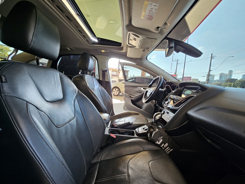 FOCUS 2.0 TITANIUM SEDAN 16V FLEX 4P AUTOMÁTICO - 2017 - CAXIAS DO SUL
