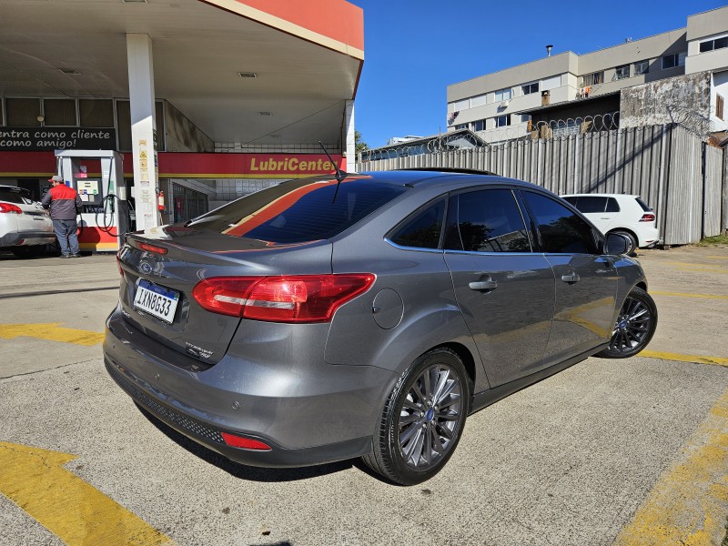 FOCUS 2.0 TITANIUM SEDAN 16V FLEX 4P AUTOMÁTICO - 2017 - CAXIAS DO SUL