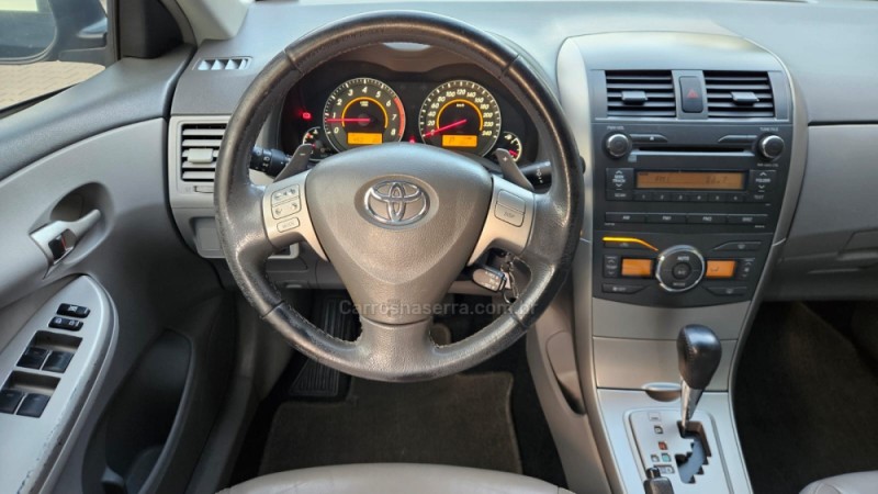 COROLLA 2.0 XEI 16V FLEX 4P AUTOMÁTICO - 2011 - IVOTI