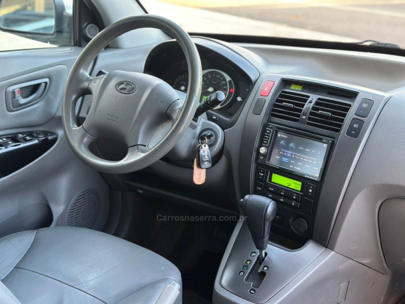 TUCSON 2.0 MPFI GLS 16V 143CV 2WD FLEX 4P AUTOMÁTICO - 2015 - TUPANDI