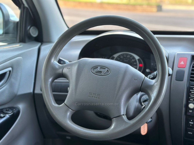 TUCSON 2.0 MPFI GLS 16V 143CV 2WD FLEX 4P AUTOMÁTICO - 2015 - TUPANDI