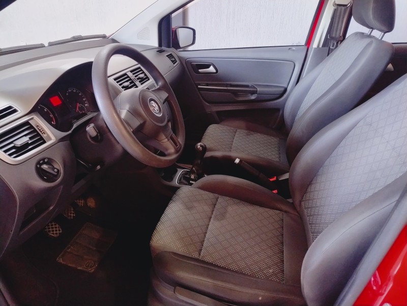 FOX 1.0 MI TRENDLINE 8V FLEX 4P MANUAL - 2015 - SãO SEBASTIãO DO CAí