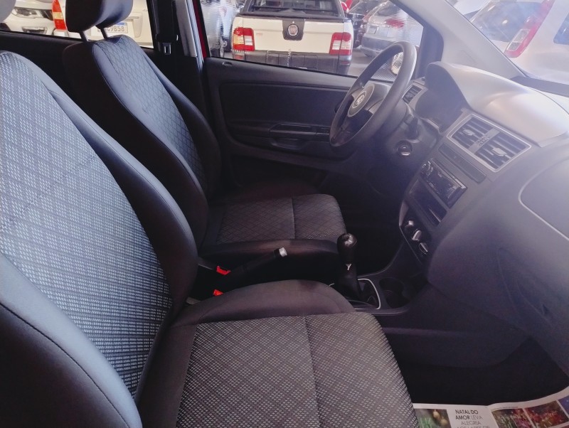 FOX 1.0 MI TRENDLINE 8V FLEX 4P MANUAL - 2015 - SãO SEBASTIãO DO CAí