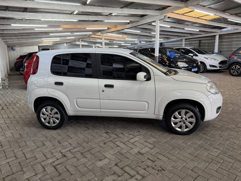 UNO 1.0 VIVACE 8V FLEX 4P MANUAL - 2012 - CAXIAS DO SUL