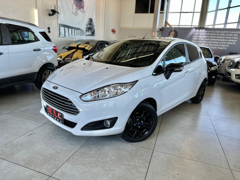 FIESTA 1.6 SE HATCH 16V FLEX 4P AUTOMÁTICO