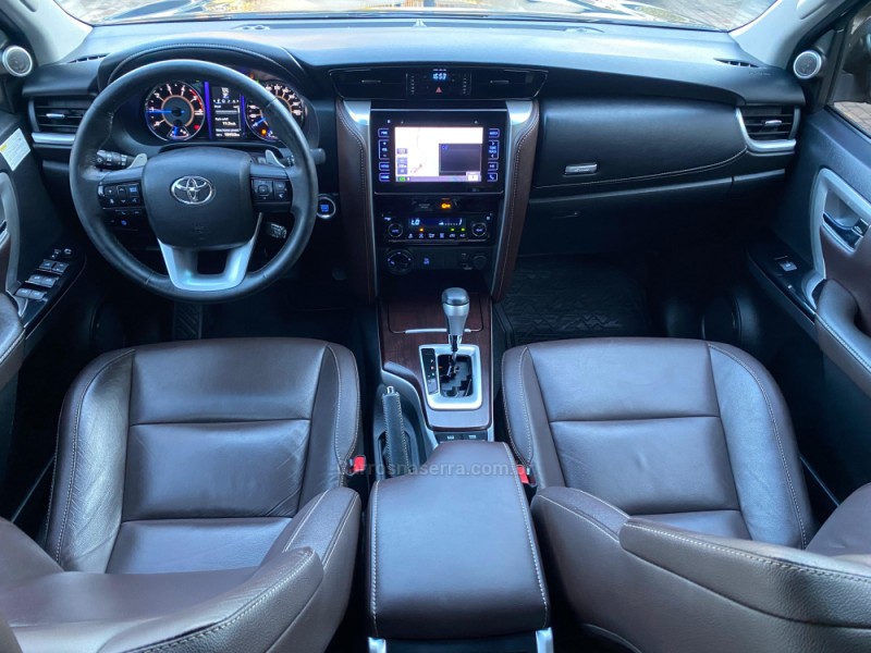 HILUX SW4 2.8 SRX 4X4 16V TURBO INTERCOOLER DIESEL 4P AUTOMÁTICO - 2019 - DOIS IRMãOS