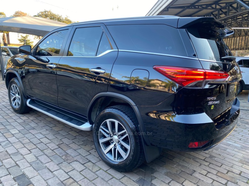 HILUX SW4 2.8 SRX 4X4 16V TURBO INTERCOOLER DIESEL 4P AUTOMÁTICO - 2019 - DOIS IRMãOS