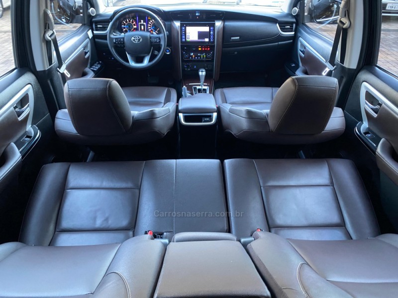 HILUX SW4 2.8 SRX 4X4 16V TURBO INTERCOOLER DIESEL 4P AUTOMÁTICO - 2019 - DOIS IRMãOS