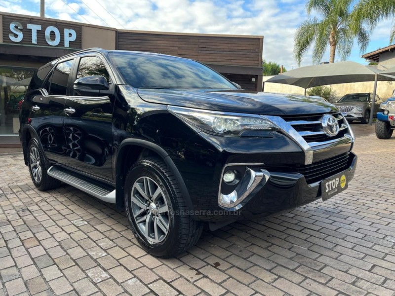 HILUX SW4 2.8 SRX 4X4 16V TURBO INTERCOOLER DIESEL 4P AUTOMÁTICO - 2019 - DOIS IRMãOS