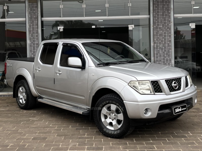 frontier 2.5 xe 4x4 cd turbo eletronic diesel 4p manual 2011 vacaria