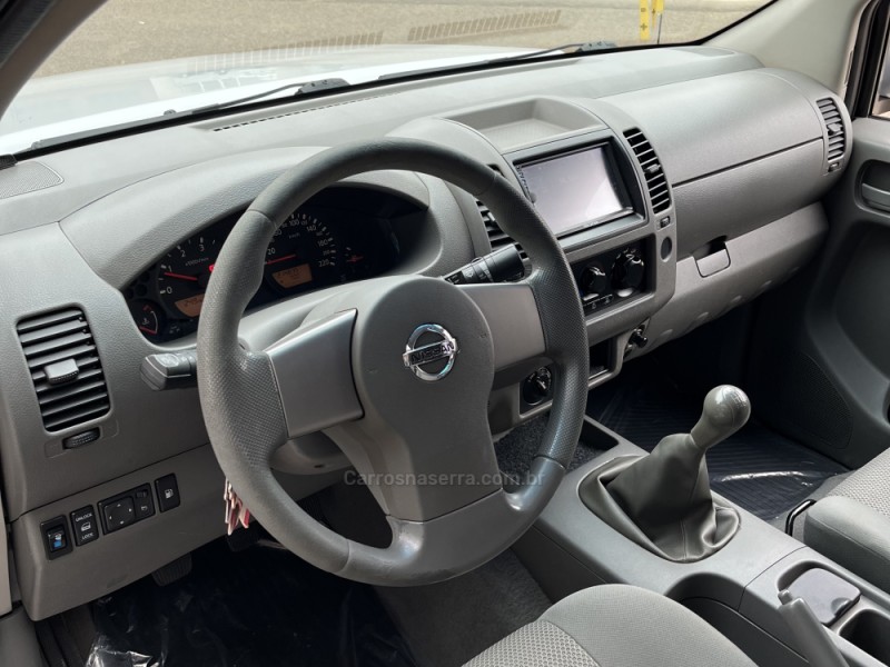 FRONTIER 2.5 XE 4X4 CD TURBO ELETRONIC DIESEL 4P MANUAL - 2011 - VACARIA