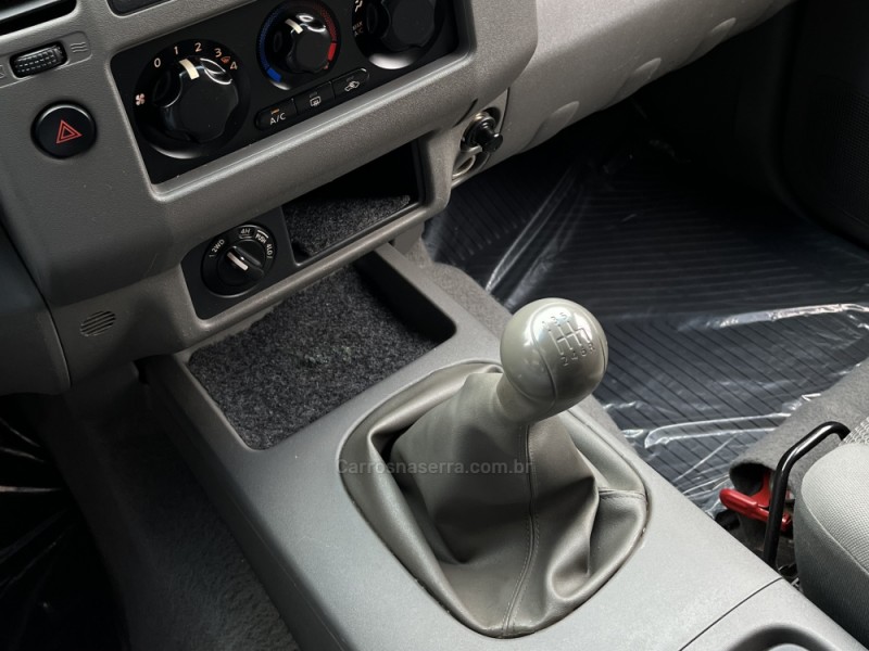 FRONTIER 2.5 XE 4X4 CD TURBO ELETRONIC DIESEL 4P MANUAL - 2011 - VACARIA