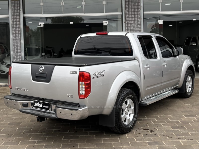 FRONTIER 2.5 XE 4X4 CD TURBO ELETRONIC DIESEL 4P MANUAL - 2011 - VACARIA