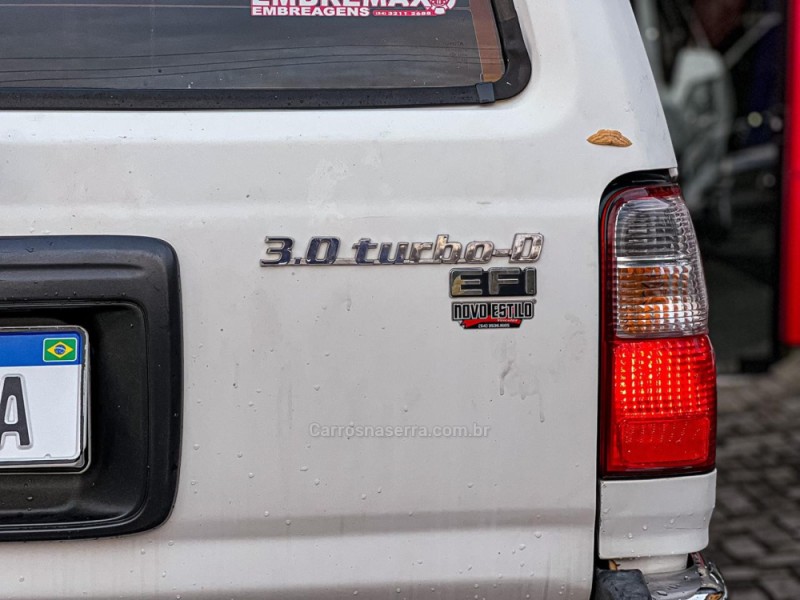 HILUX SW4 3.0 4X4 8V TURBO DIESEL 4P MANUAL - 2001 - CANELA