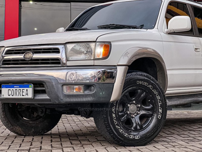 HILUX SW4 3.0 4X4 8V TURBO DIESEL 4P MANUAL - 2001 - CANELA