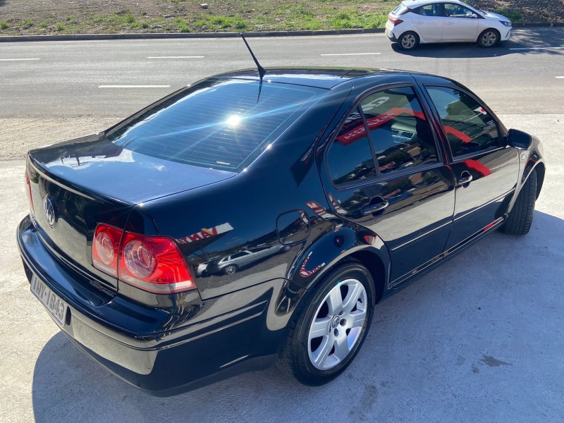 BORA 2.0 MI 8V GASOLINA 4P MANUAL - 2010 - CAXIAS DO SUL