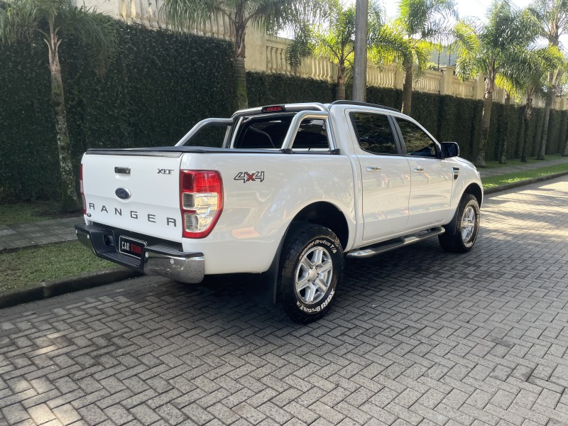 RANGER 3.2 XLT 4X4 CD 20V DIESEL 4P AUTOMÁTICO - 2015 - CAXIAS DO SUL