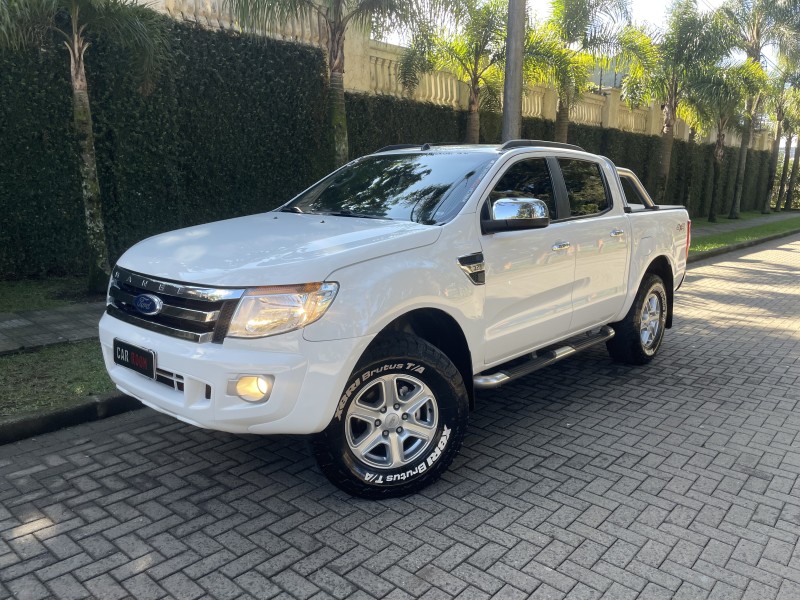 RANGER 3.2 XLT 4X4 CD 20V DIESEL 4P AUTOMÁTICO - 2015 - CAXIAS DO SUL