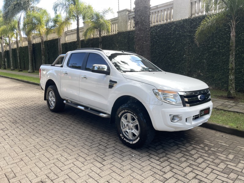 RANGER 3.2 XLT 4X4 CD 20V DIESEL 4P AUTOMÁTICO - 2015 - CAXIAS DO SUL