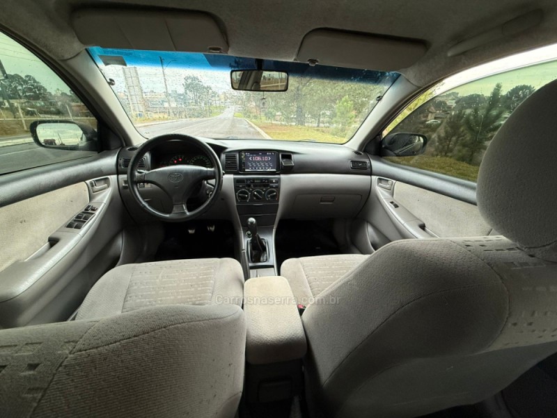 COROLLA 1.6 XLI 16V GASOLINA 4P MANUAL - 2004 - VACARIA