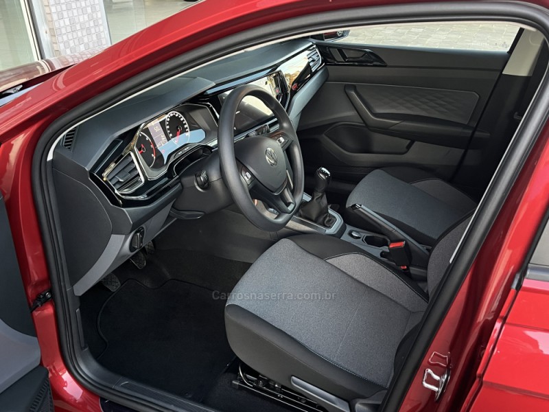 POLO 1.0 MPI ROCK IN RIO 12V FLEX 4P MANUAL - 2025 - VACARIA