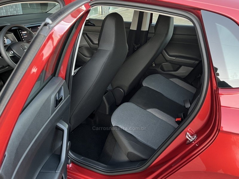 POLO 1.0 MPI ROCK IN RIO 12V FLEX 4P MANUAL - 2025 - VACARIA