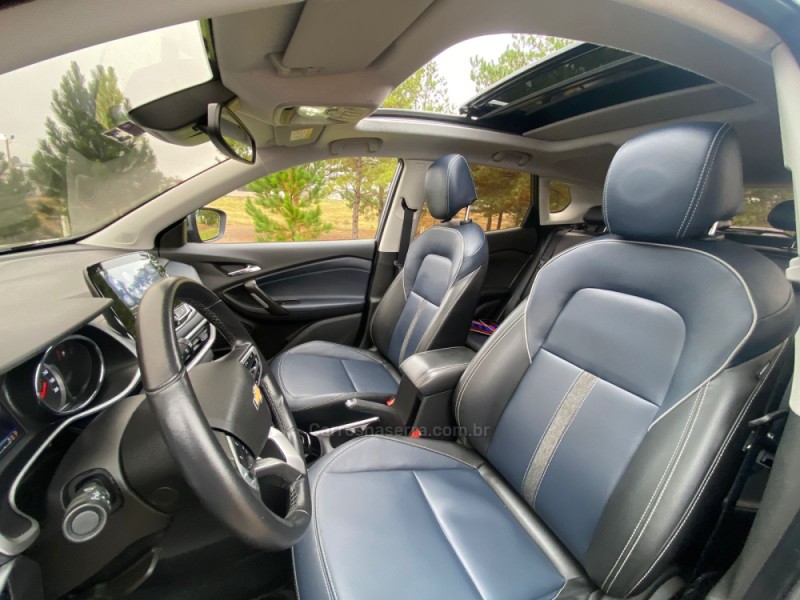 TRACKER 1.2 12V PREMIER TURBO FLEX 4P AUTOMÁTICO - 2022 - VACARIA