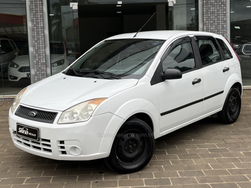 FIESTA 1.6 MPI CLASS 8V GASOLINA 4P MANUAL - 2009 - VACARIA