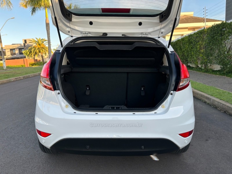 FIESTA 1.6 SEL HATCH 16V FLEX 4P MANUAL - 2017 - SãO LEOPOLDO