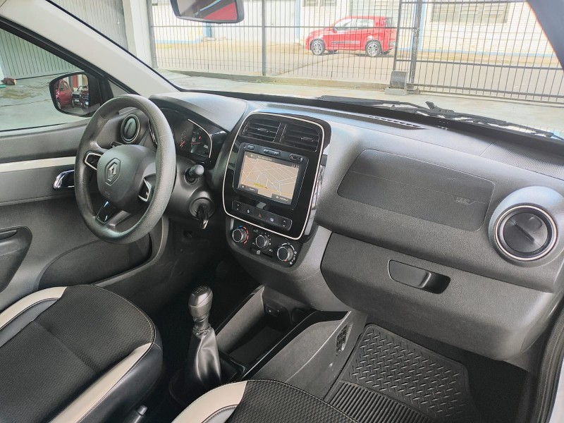 KWID 1.0 12V SCE FLEX INTENSE MANUAL - 2018 - CAXIAS DO SUL