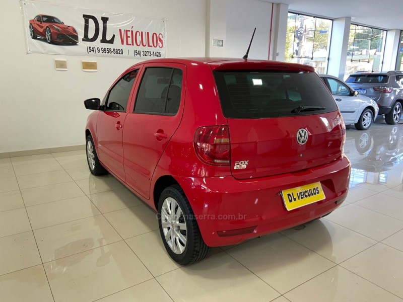 FOX 1.0 MI TREND 8V FLEX 4P MANUAL - 2011 - NOVA BASSANO