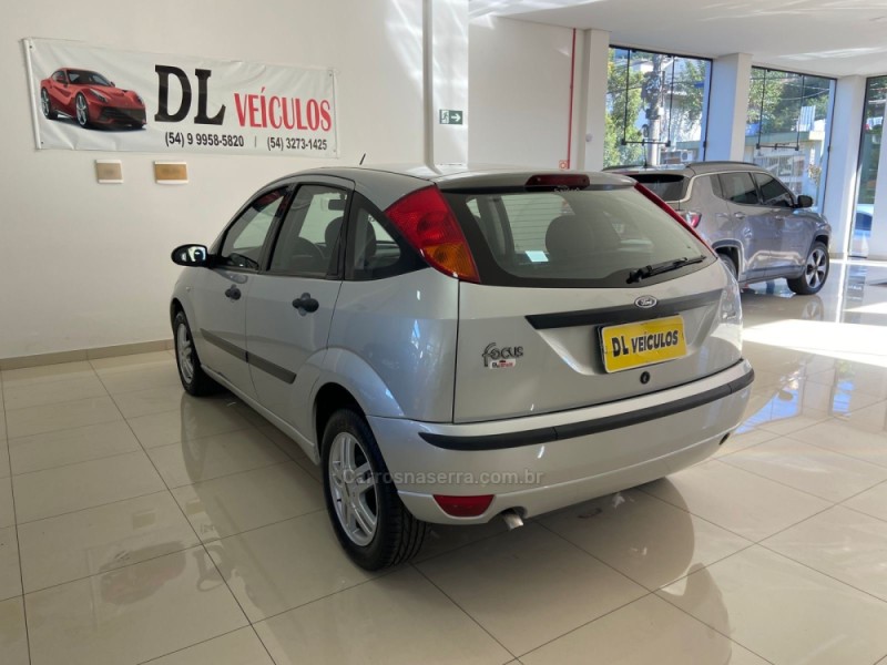 FOCUS 1.6 GL 8V FLEX 4P MANUAL - 2009 - NOVA BASSANO