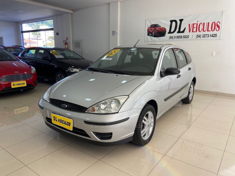 FOCUS 1.6 GL 8V FLEX 4P MANUAL