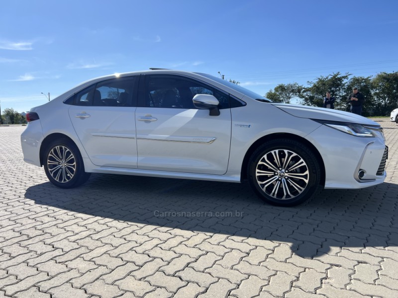 COROLLA 1.8 ALTIS PREMIUM 16V HÍBRIDO 4P AUTOMÁTICO - 2022 - ANTôNIO PRADO