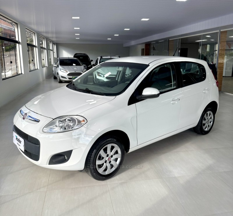 PALIO 1.0 MPI ATTRACTIVE 8V FLEX 4P MANUAL - 2014 - VILA FLORES