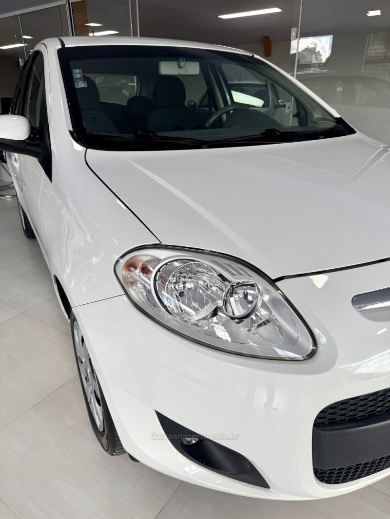 PALIO 1.0 MPI ATTRACTIVE 8V FLEX 4P MANUAL - 2014 - VILA FLORES