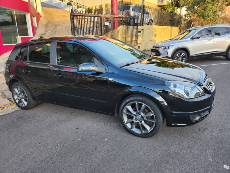 VECTRA 2.0 SFI GT-X HATCH 8V FLEX 4P MANUAL - 2008 - VERANóPOLIS