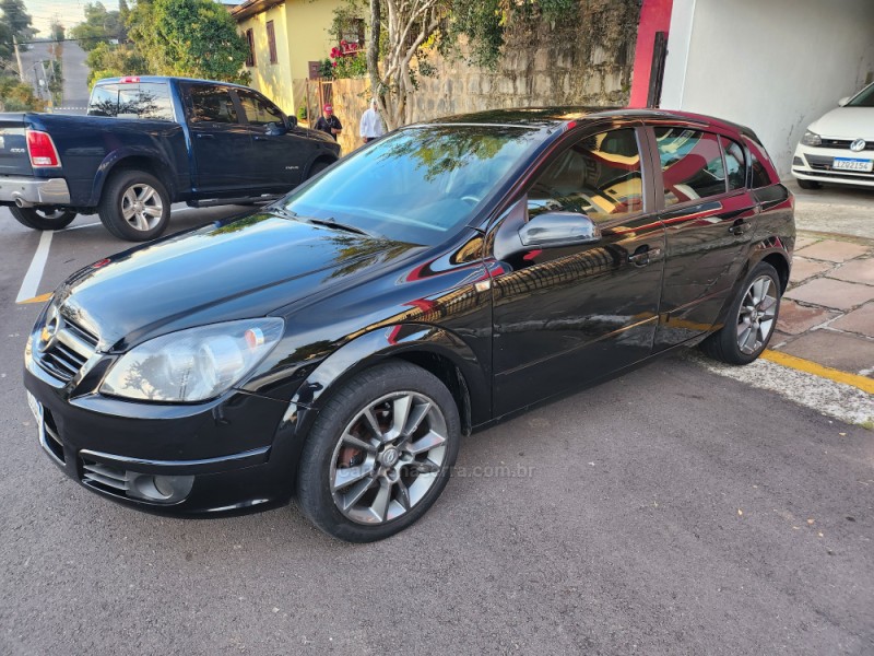 VECTRA 2.0 SFI GT-X HATCH 8V FLEX 4P MANUAL - 2008 - VERANóPOLIS
