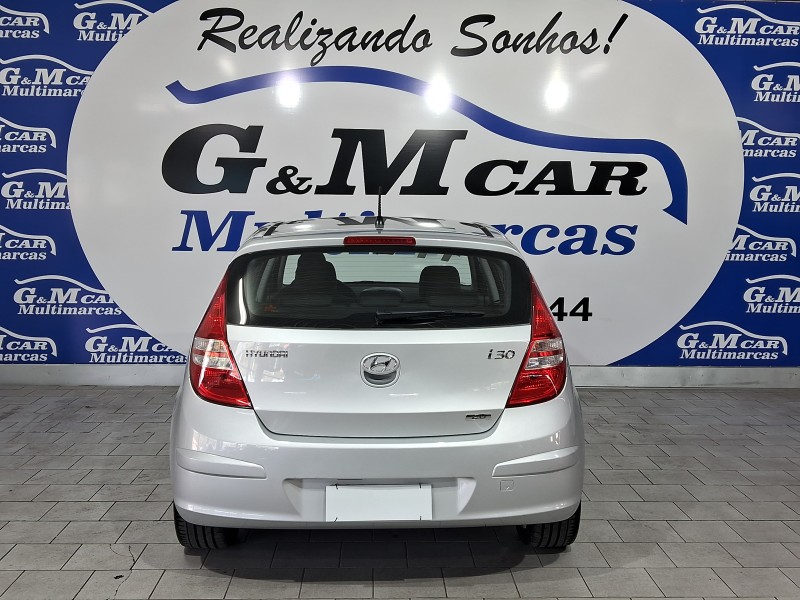 I30 2.0 MPI 16V GASOLINA 4P MANUAL - 2011 - SãO SEBASTIãO DO CAí