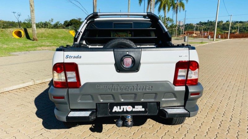 STRADA 1.8 MPI ADVENTURE CD 16V FLEX 2P MANUAL - 2013 - DOIS IRMãOS