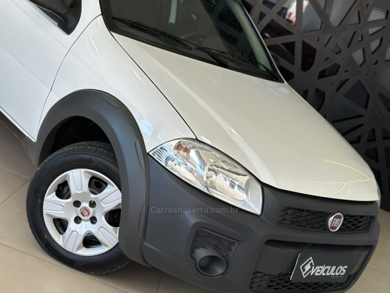 STRADA 1.4 MPI WORKING CS 8V CELEBRATION FLEX 2P MANUAL - 2016 - ENCANTADO