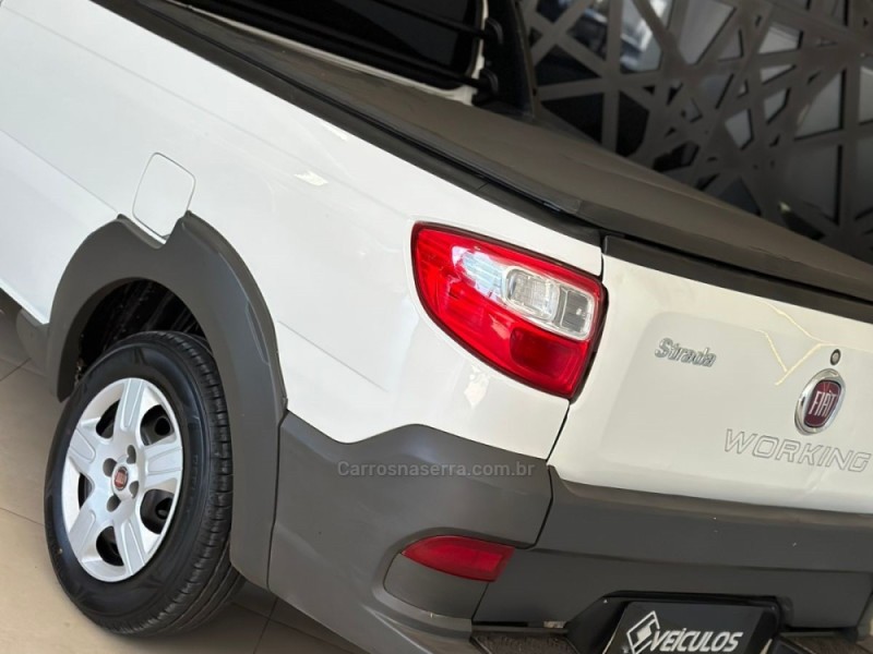 STRADA 1.4 MPI WORKING CS 8V CELEBRATION FLEX 2P MANUAL - 2016 - ENCANTADO